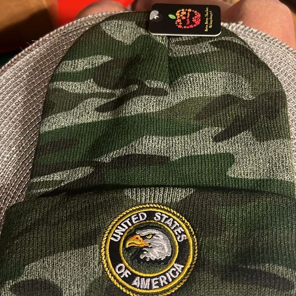 2 stocking  caps, new, USA seal - Picture 4 of 4